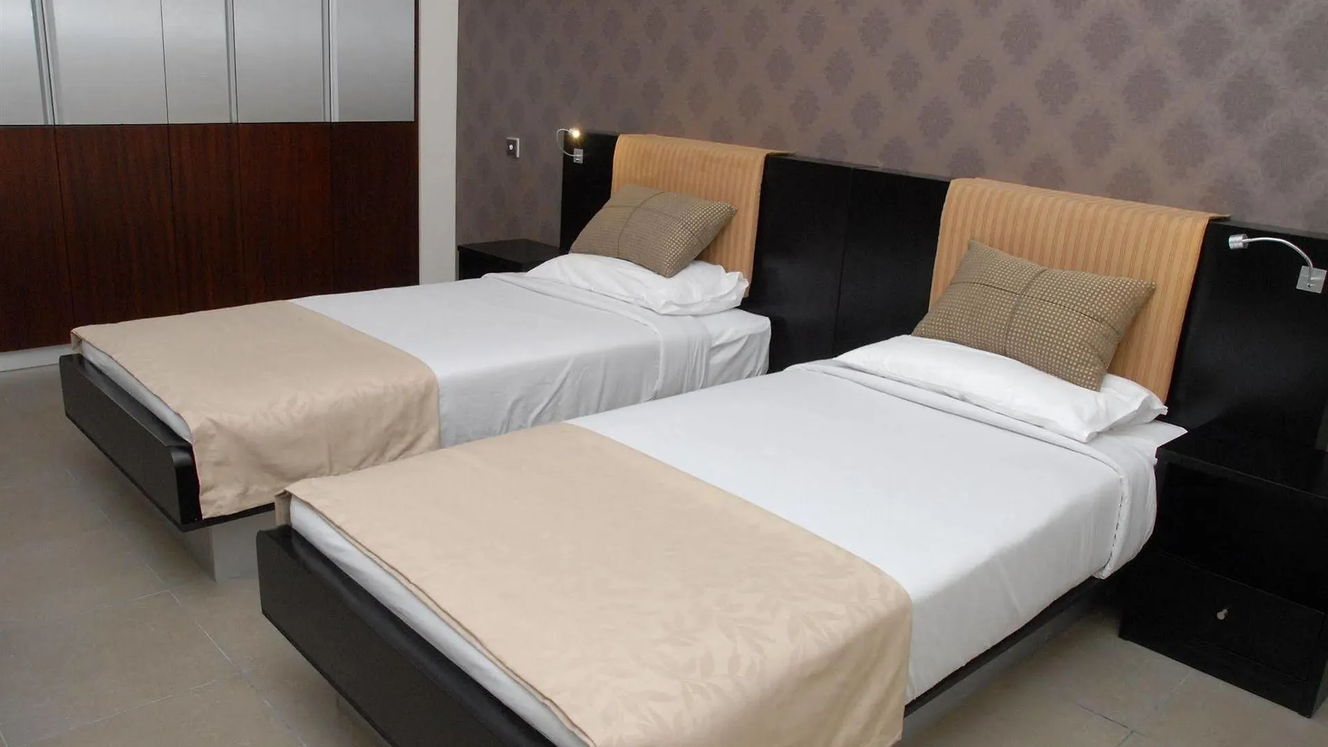 Aparthotel Royal Ascot Hotel Apartment - Kirklees 2 Dubai