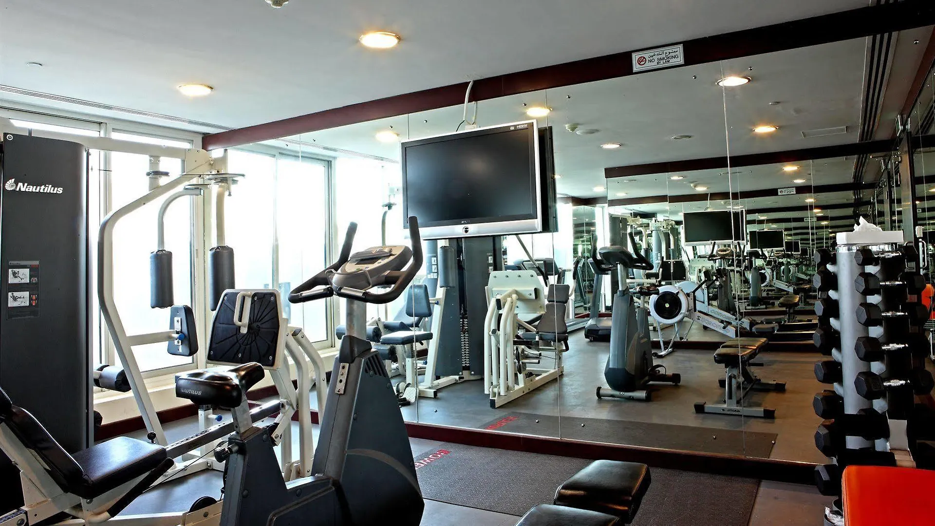 Royal Ascot Hotel Apartment - Kirklees 2 Dubai